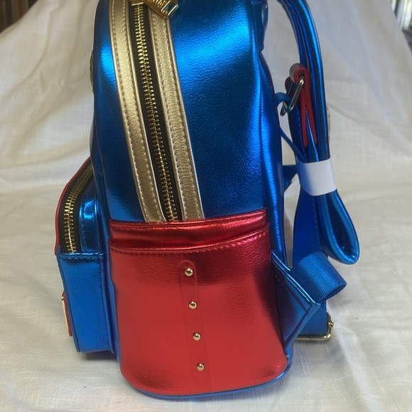 Loungefly Captain Marvel small backpack. New with tags - Picture 5 of 8